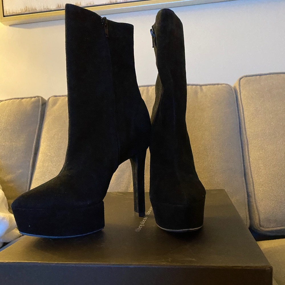 Amazing Theyskens Theory Shoes